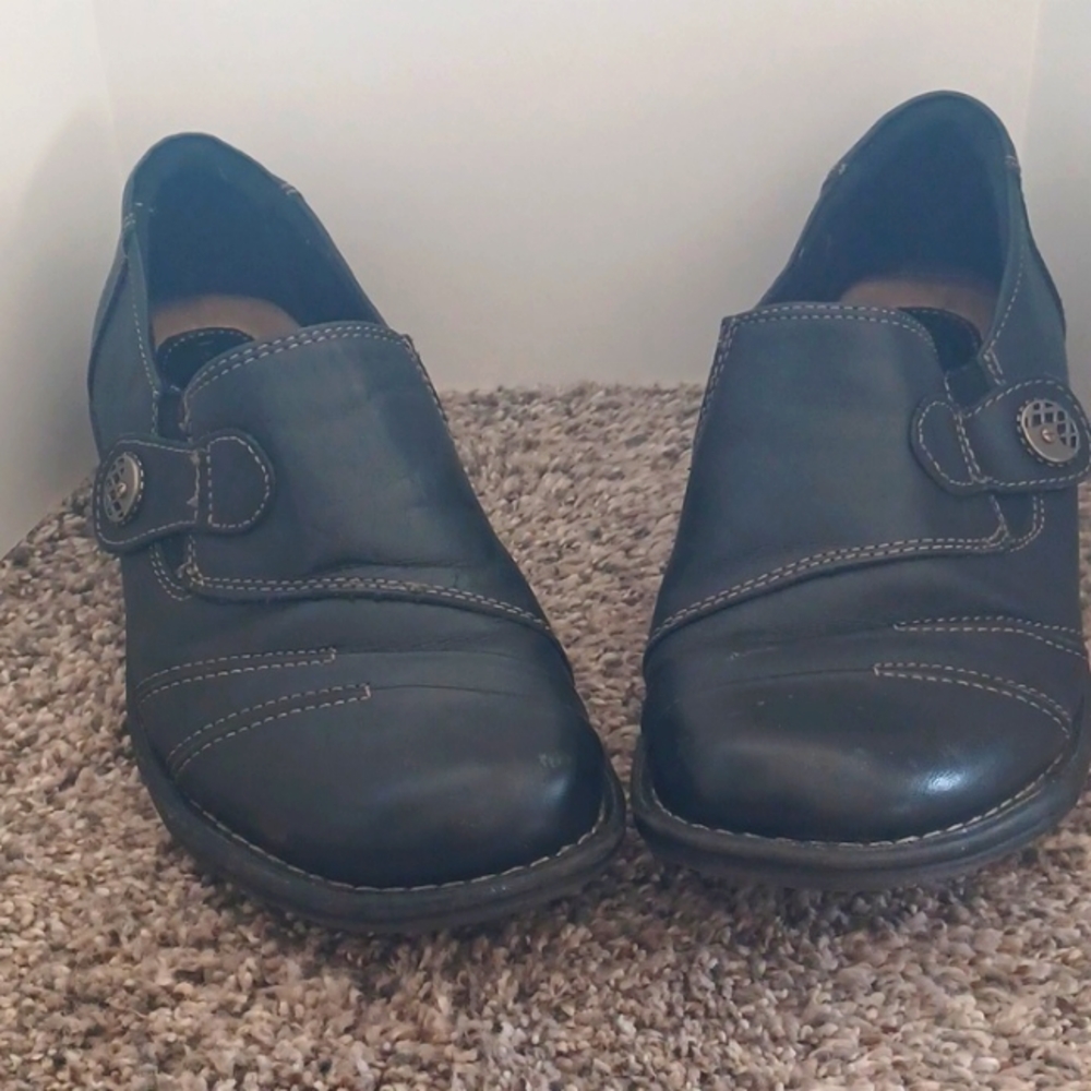 Earth origins slip on shoes